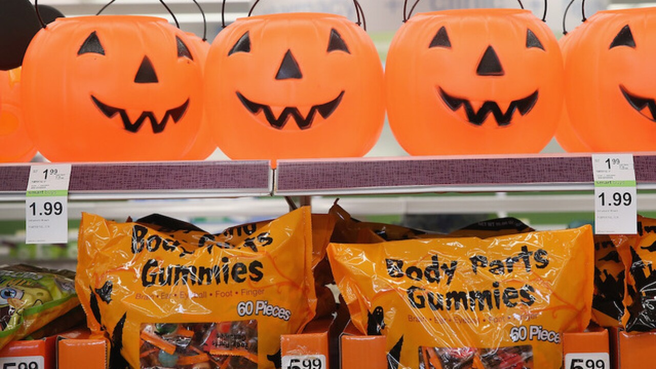 Americans to spend scary amount of money on Halloween this year Americans to spend scary amount of money on Halloween this year