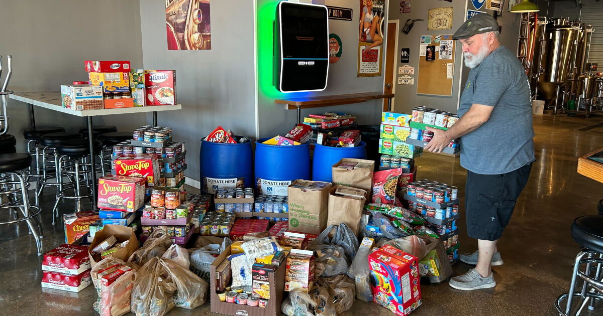 Pasco brewery rallies to collect food for Metropolitan Ministries - Vimarsana News
