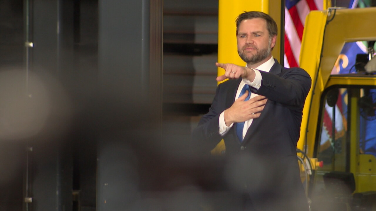 JD Vance pointing.jpg
