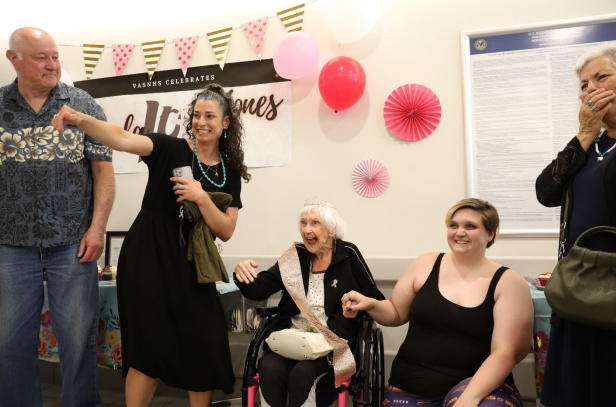 WWII Army Veteran Rhoda Jones, flanked by her granddaughters, celebrated her 100th
birthday at the North Las Vegas Medical Center.