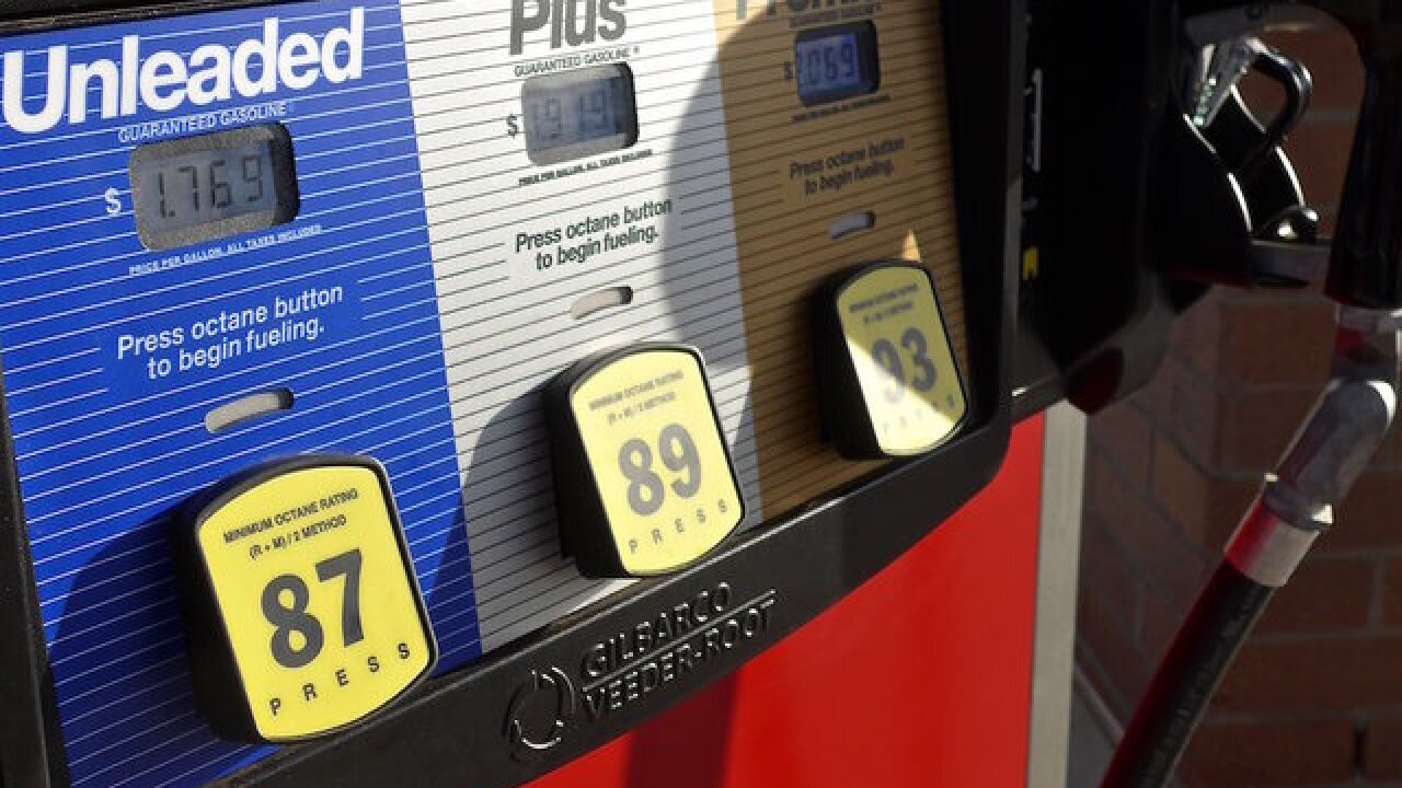 Detroit gas prices fall five cents in the past week