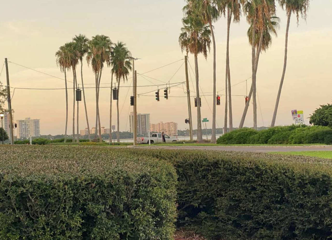 BAYSHORE_AND_EUCLID.png