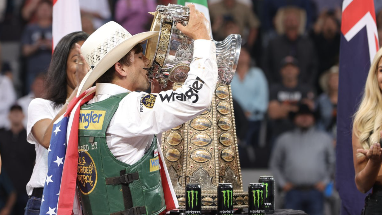 Daylon Swearingen slams door on PBR world title