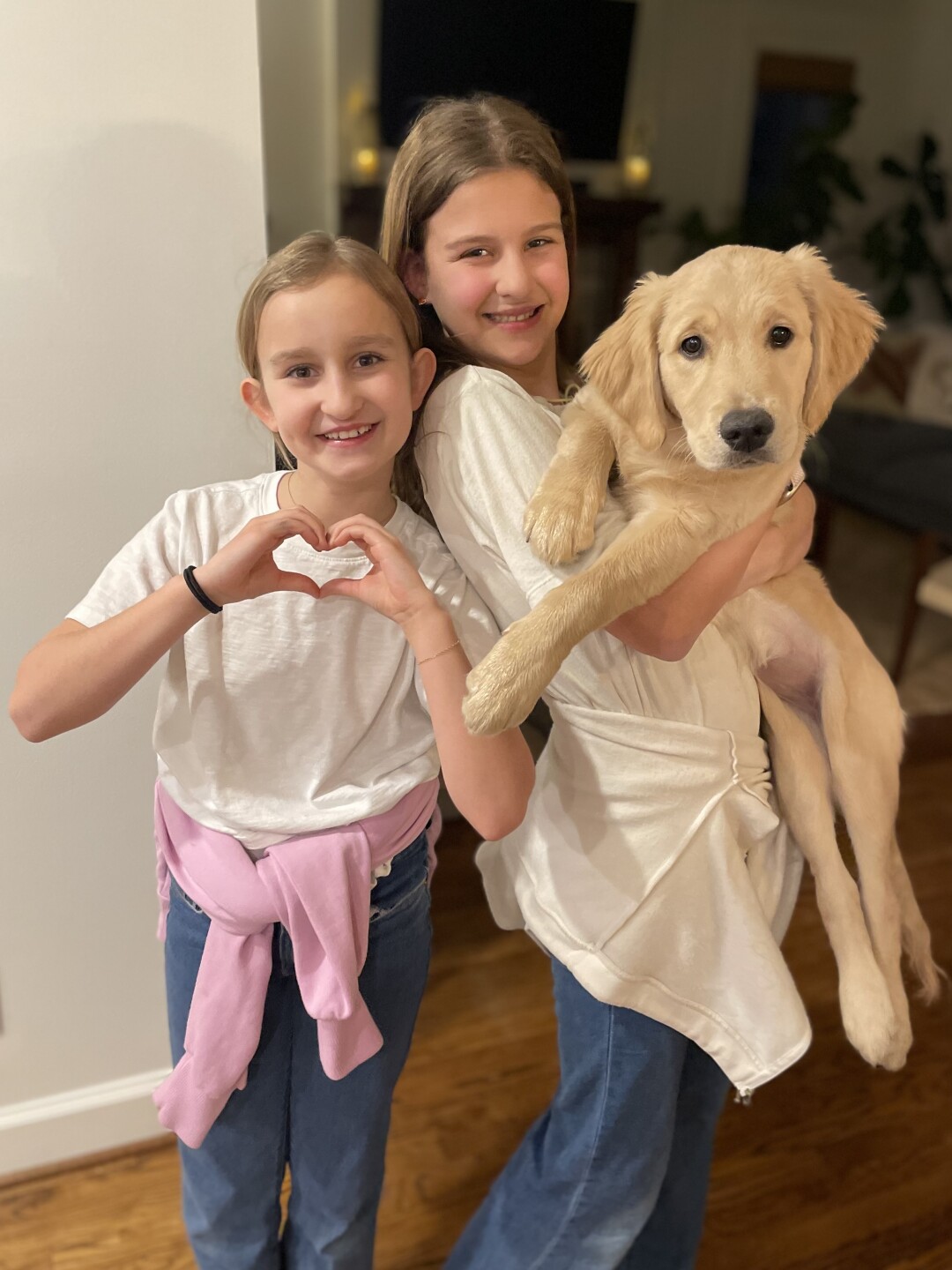 Evelyn Dieckhaus and older sister.jpeg