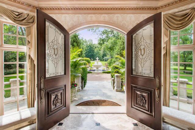 Inside the "Most Beautiful Home for Sale in Wisconsin"