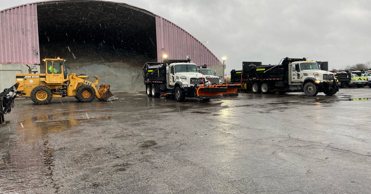 TDOT crews prep roadways for slick conditions