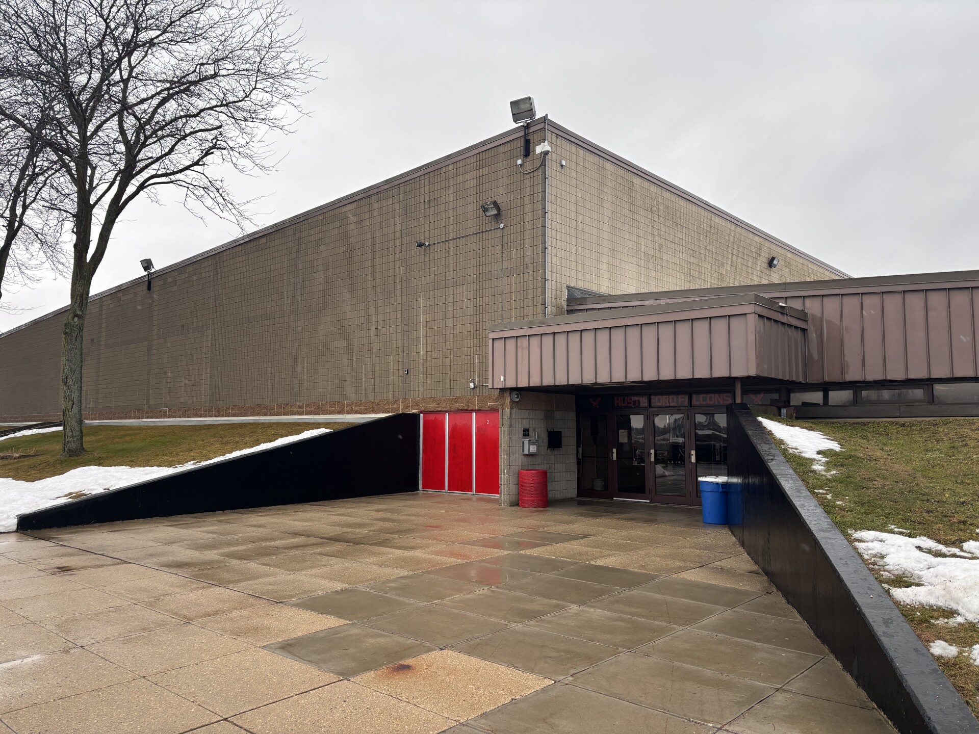 Hustisford School District faces $1.6 million deficit, may close without April referendum approval