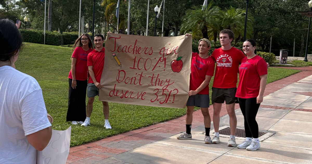 Education Palm Beach County school board passes 3.5% teacher pay raise Joel Lopez