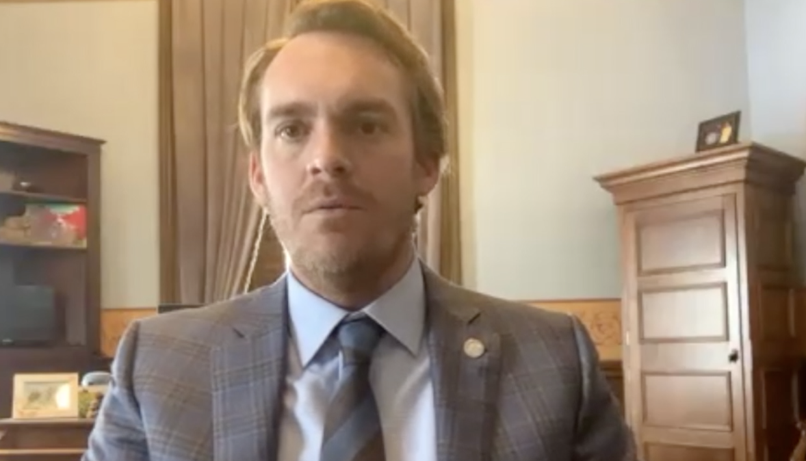 State Rep. Greg VanWoerkom addresses winter sports