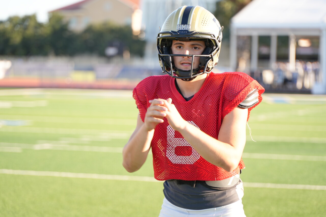 H.M. King senior quarterback Isaac Cason
