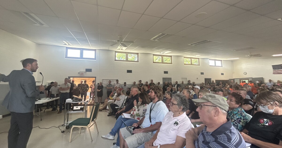 Data center discussion spans 3+ hours as Shalersville mulls 257-acre project