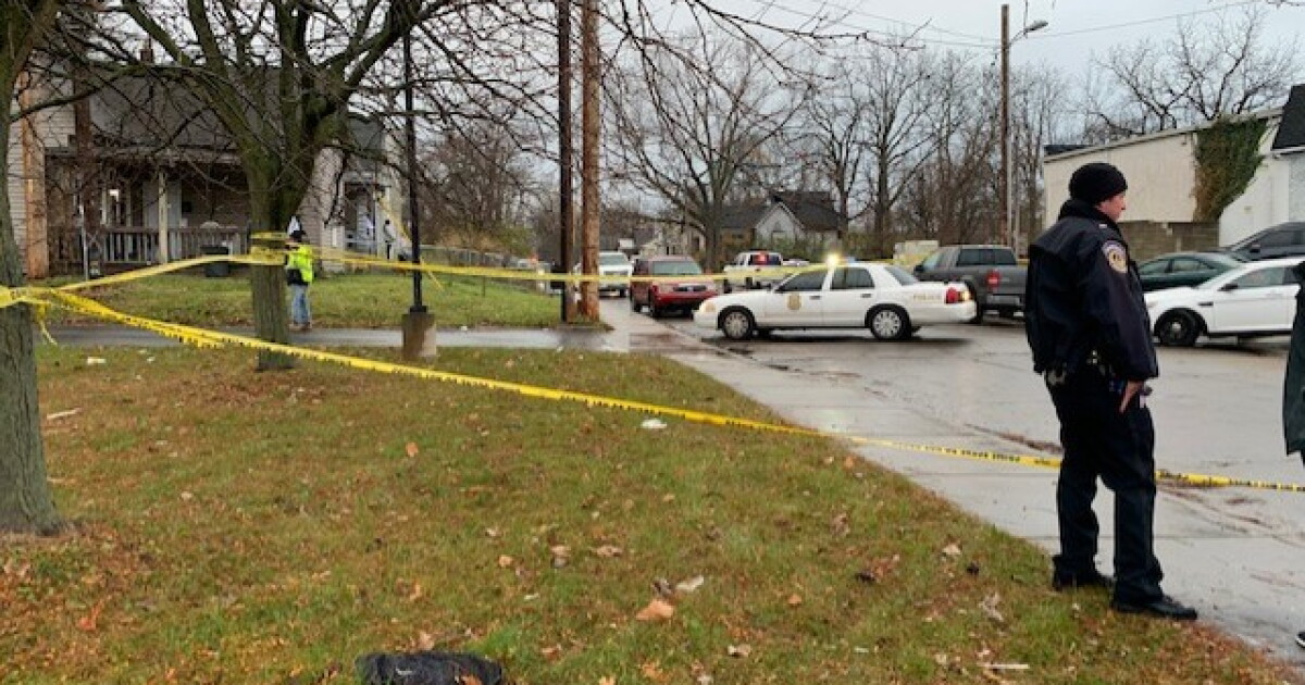 1 killed, 3 others injured in 2 separate shootings on Indy's west side