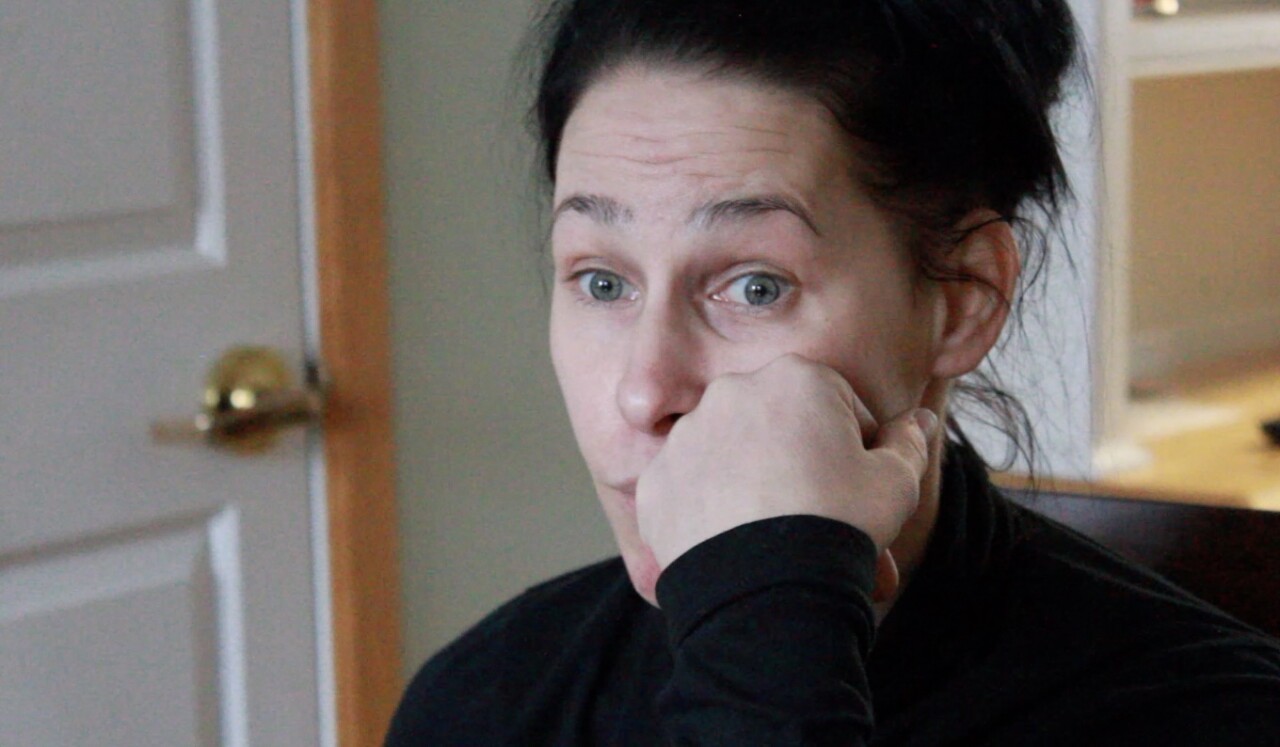 LINDSEY THOMPSON.jpg