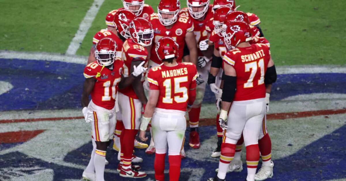 Super Bowl Champ S Career Started At Mira Mesa High School