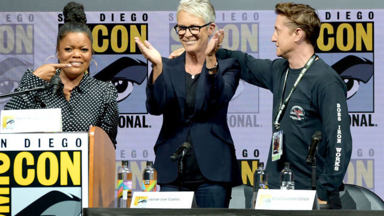Jamie Lee Curtis, SDCC fan share emotional hug