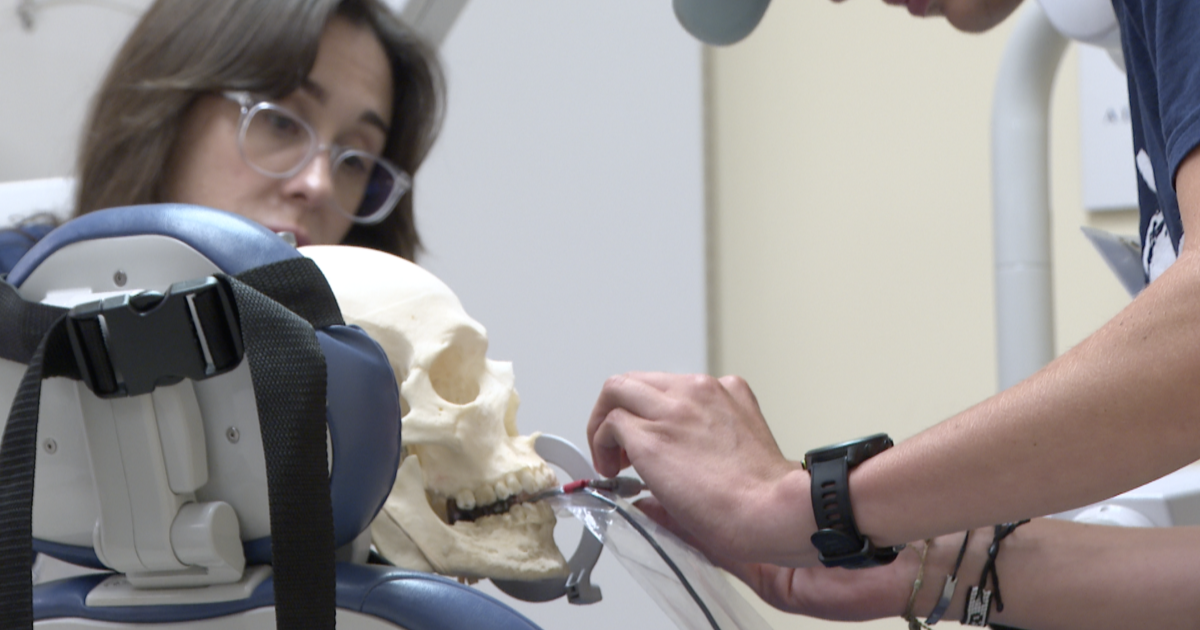 Dental institute motivates future dentists, hygienists during workforce shortage Dental institute motivates future dentists, hygienists during workforce shortage