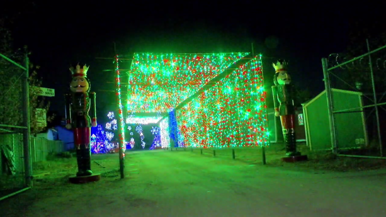 Christmas Town 2020 Drive-thru Light Show