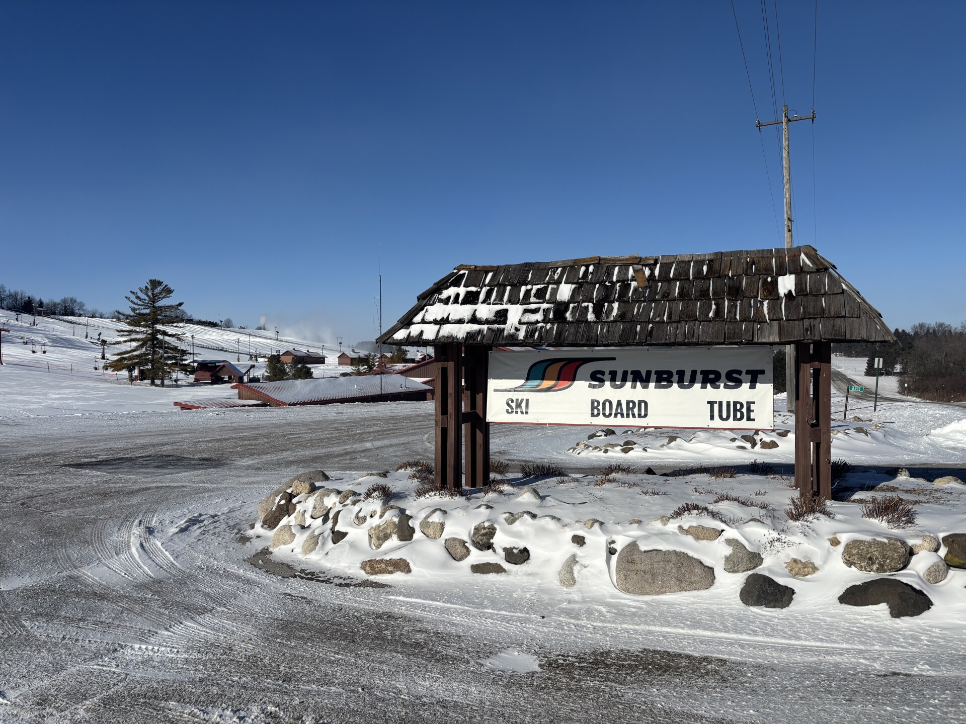 Washington County ski experts share tips for successful season: wool socks, early tickets, and proper instruction