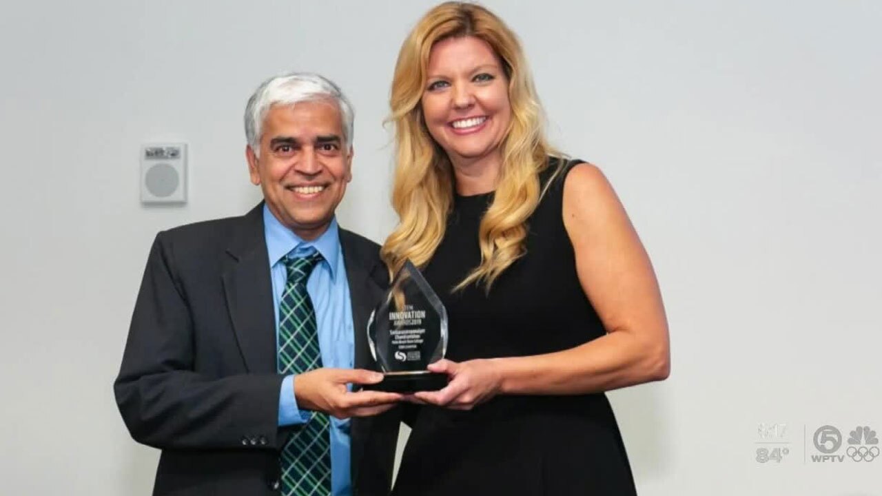 Dr. Sankaranarayana Chandramohan receives award
