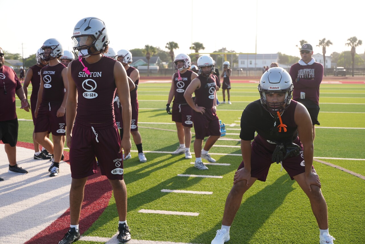 Sinton's Quincy Bess with Marcos Zapata
