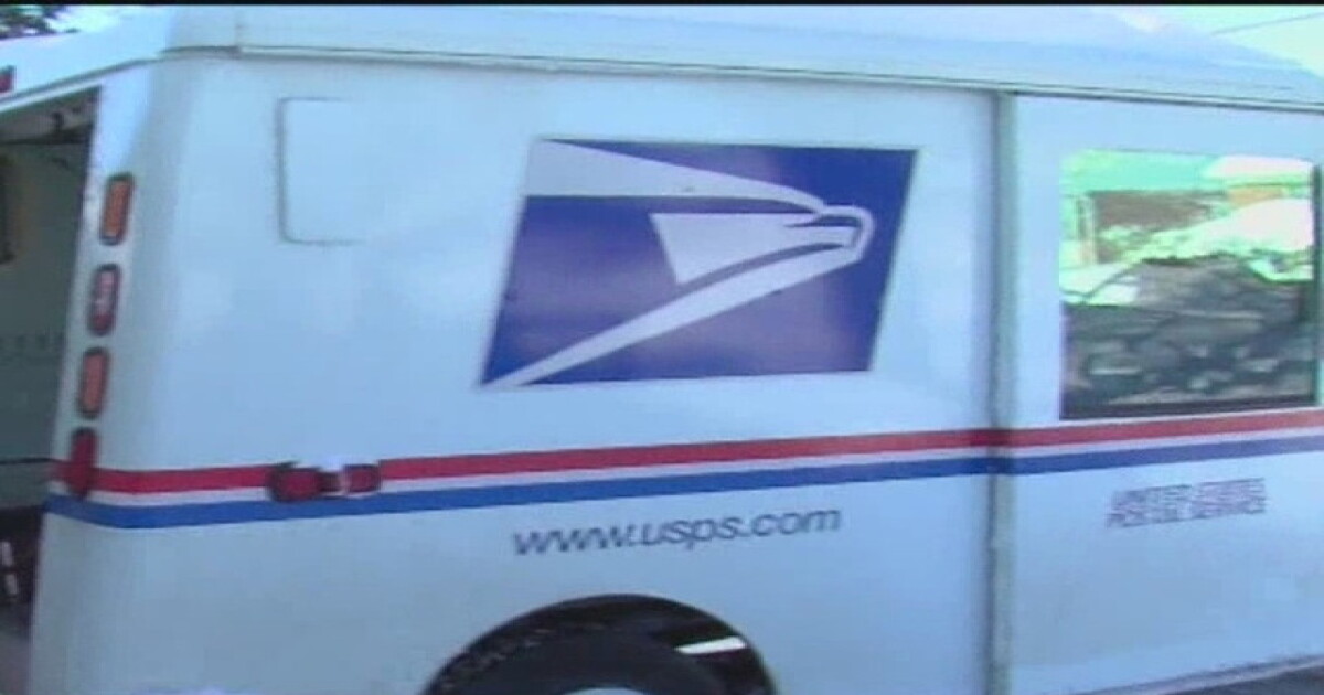 USPS carrier robbed at gunpoint in Detroit