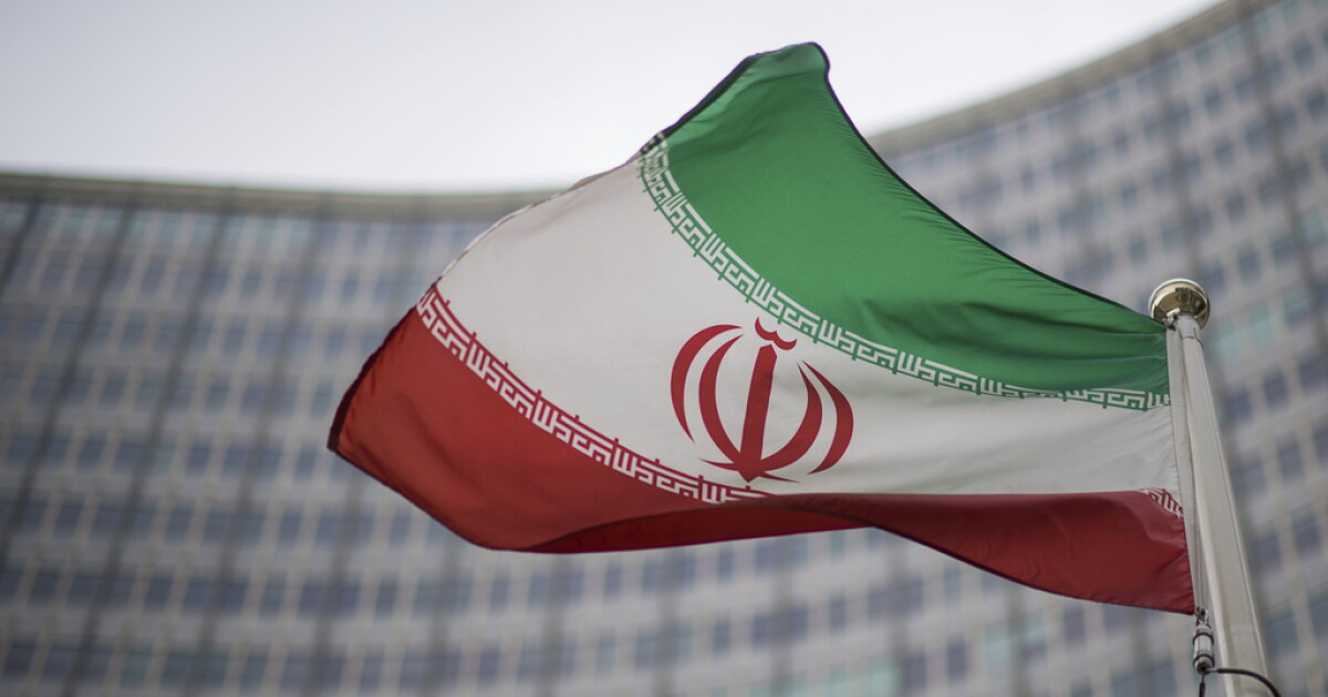 O chefe da agência nuclear iraniana alerta que o Irã mantém "muitas capacidades", enquanto autoridades iranianas bloqueiam inspeções. O chefe da agência nuclear iraniana alerta que o Irã mantém "muitas capacidades", enquanto autoridades iranianas bloqueiam inspeções.