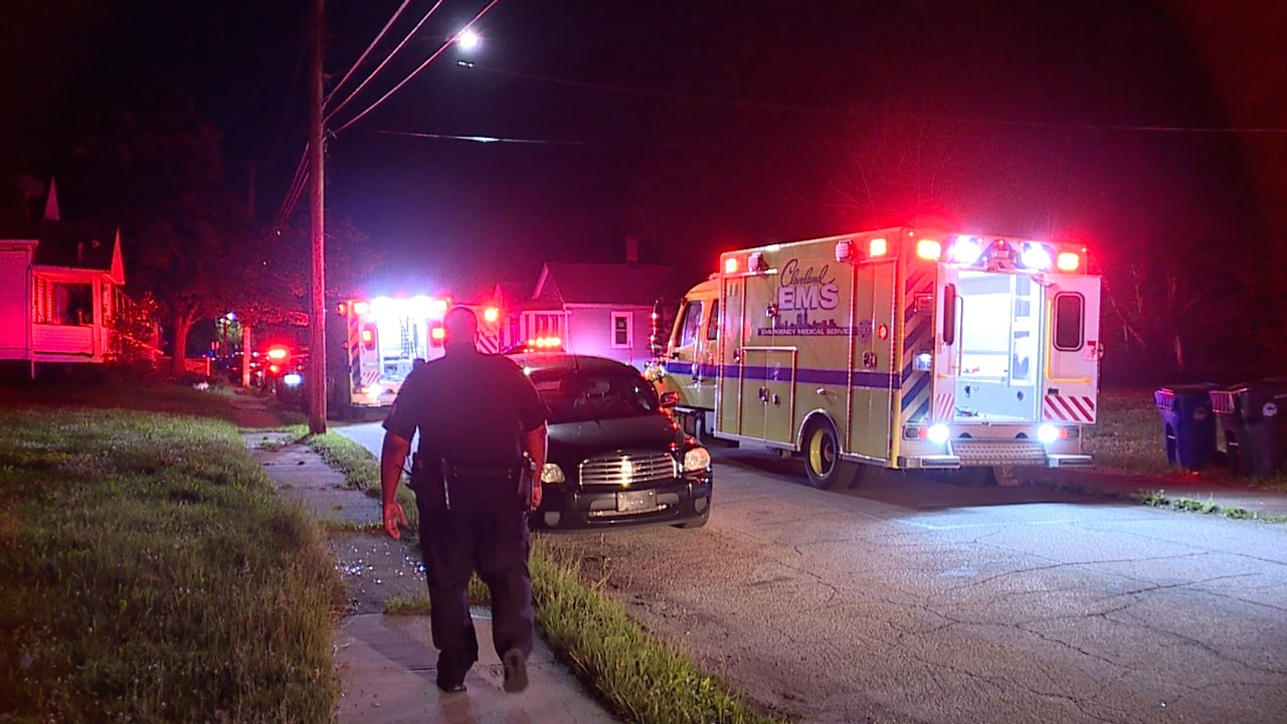 Police 36 people shot, 4 killed in Cleveland since Friday