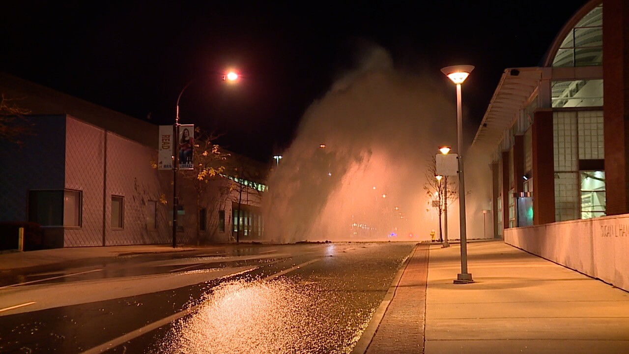 Water main break closes portion of South High Street in Akron