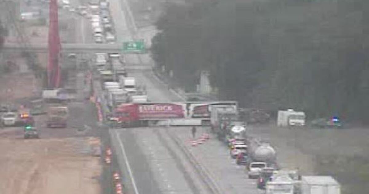 Deadly crash on I94 in Berrien County causes traffic backup