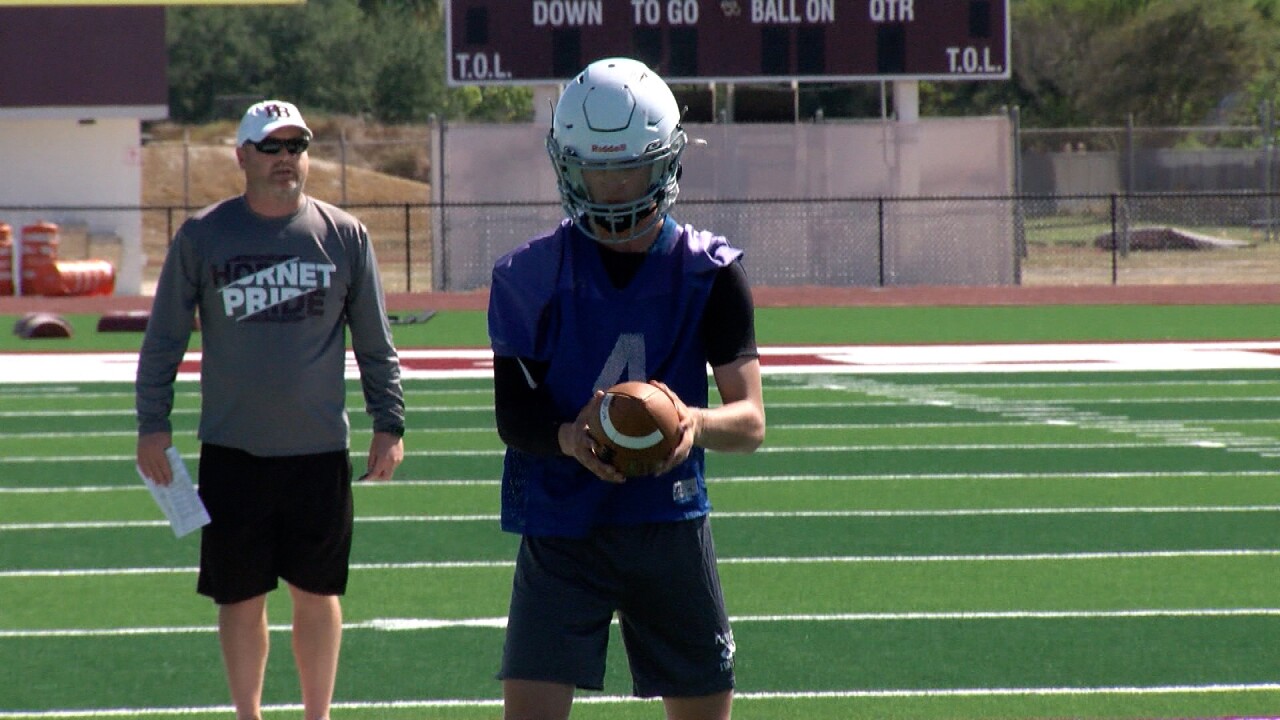 Flour Bluff football Jayden Paluseo.jpg