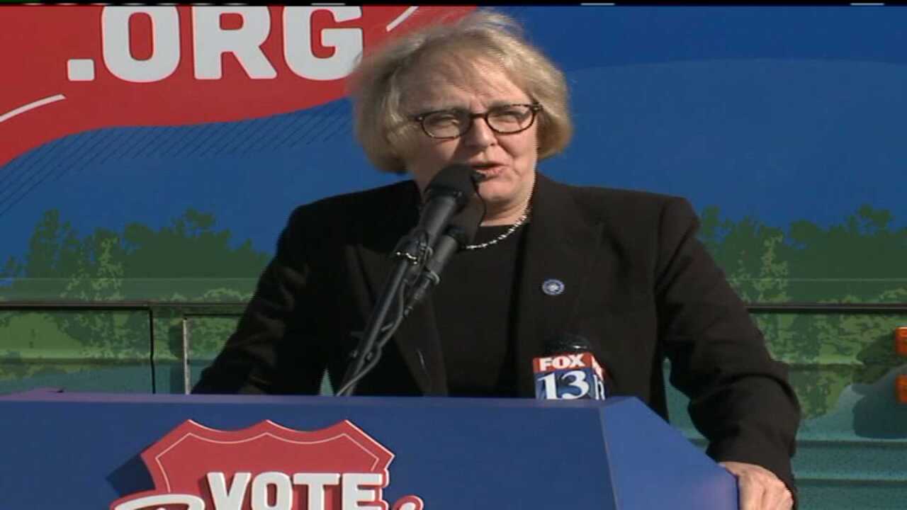 U.S. Travel Association tour group stops in Utah