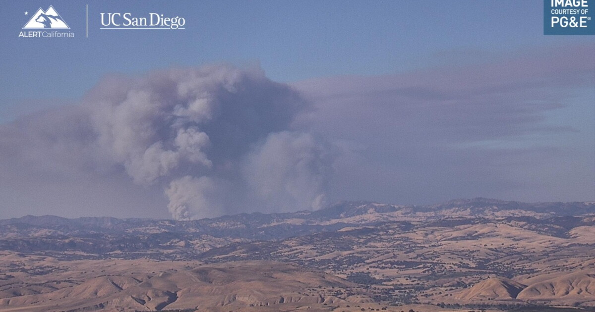 Smoke from fire near Coalinga visible in San Luis Obispo County