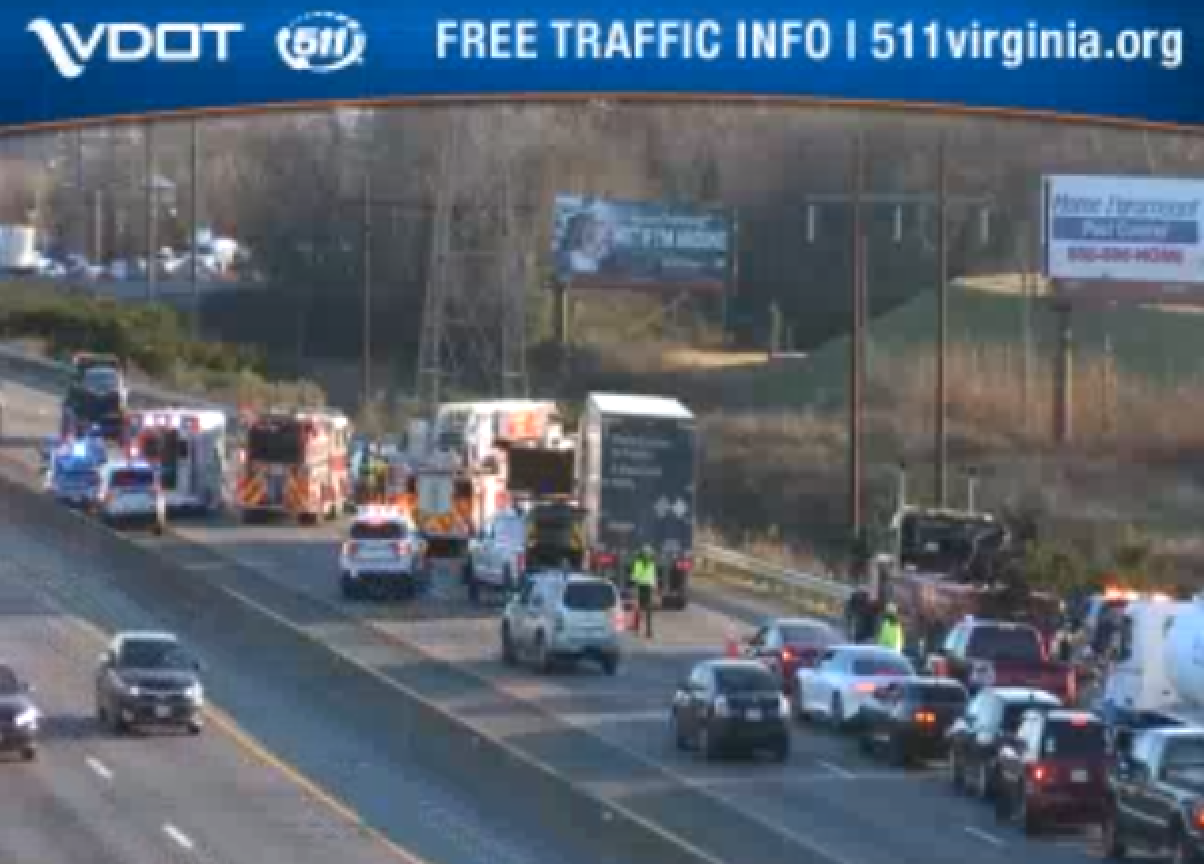 I-95 south in Richmond back open after multi-vehicle wreck involving semi