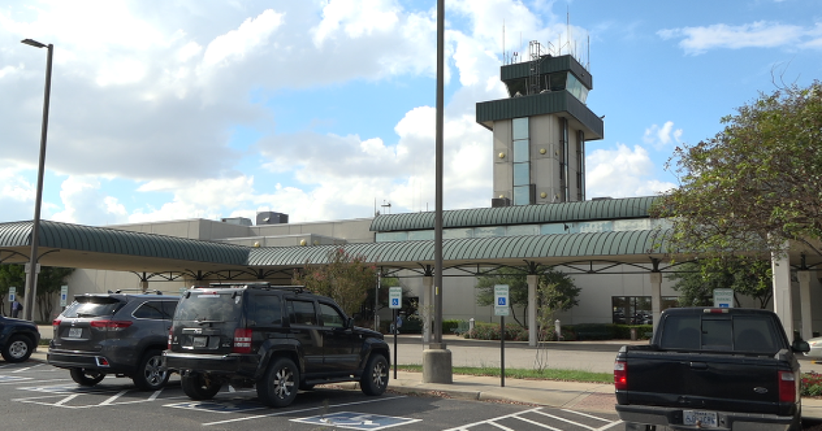 Waco Regional Airport to acquire land for flight approaches with