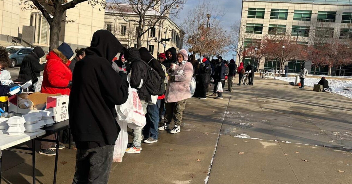 Free Hot Soup feeds, gifts unhoused population in KCMO during holidays - Vimarsana News