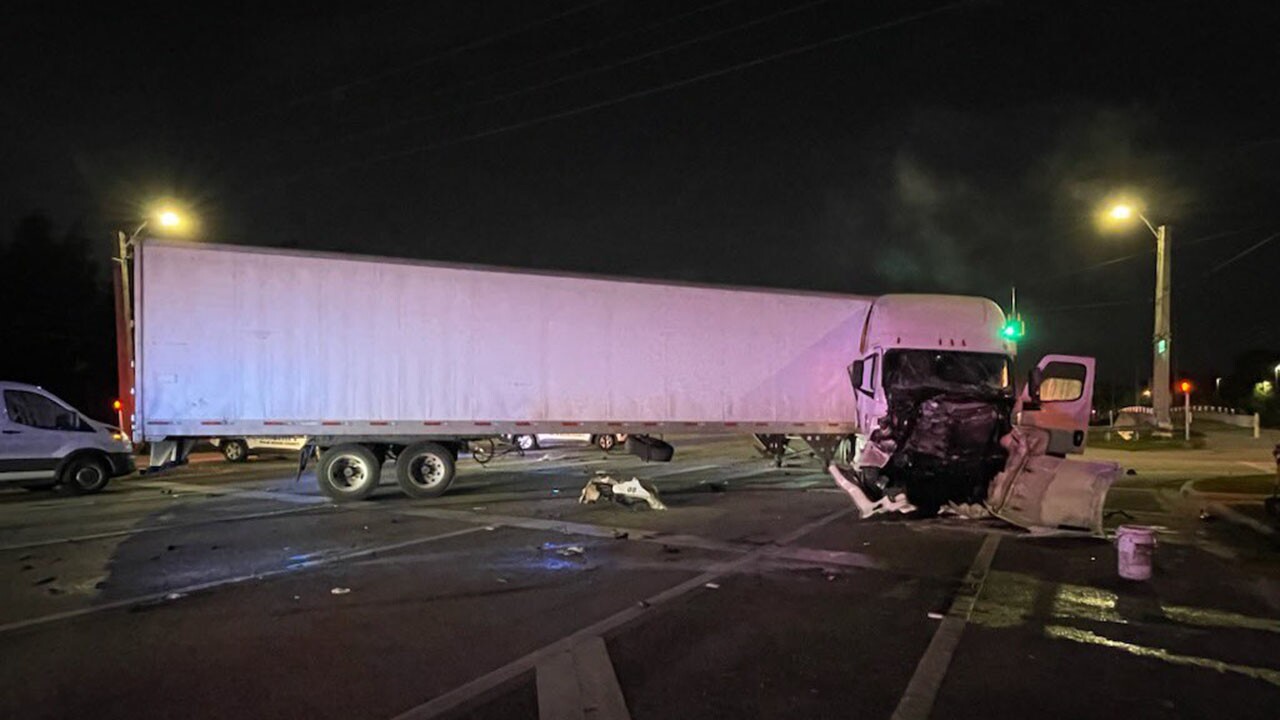 Jackknifed semi truck Southern Blvd