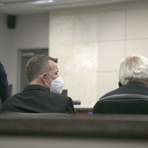 Paul looks at Ruben 8-2.jpeg