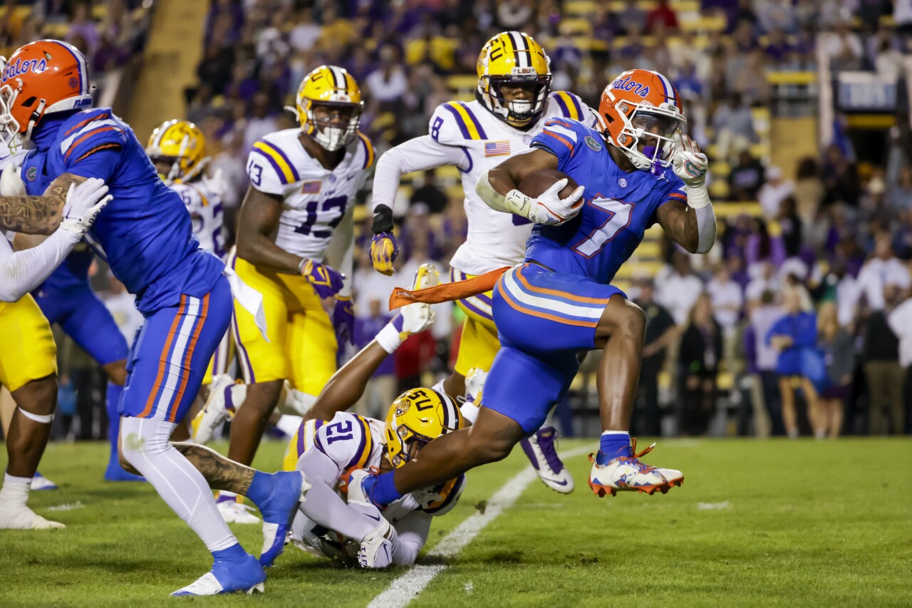 Florida Gators running back Trevor Etienne runs for TD at LSU Tigers in second half, Nov. 11, 2023