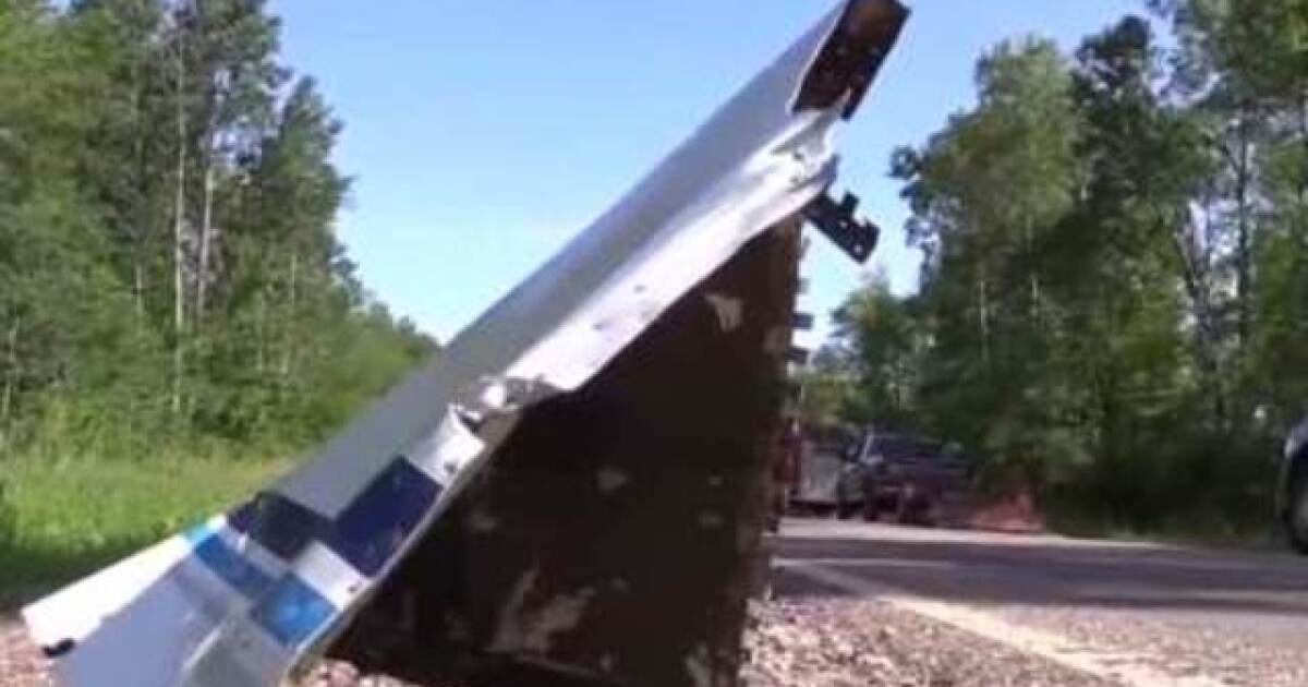 6 killed in plane crash in northern Wisconsin