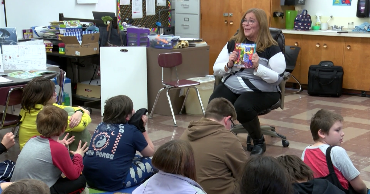Montana author shares her book with students - Vimarsana News