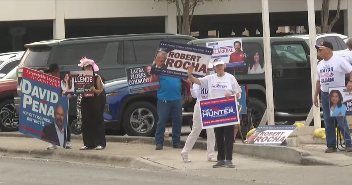 More than 10,000 Nueces County ballots cast after first day of early voting