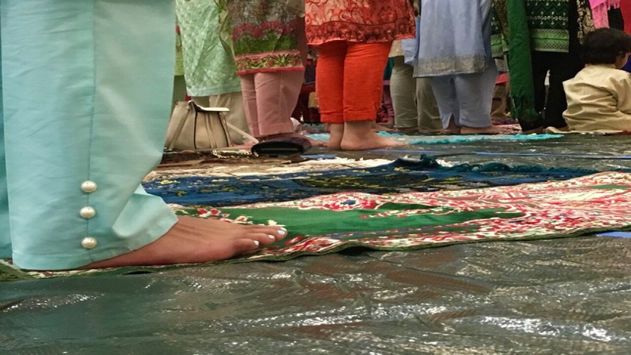 PHOTOS: Central Indiana Muslims observe Ramadan