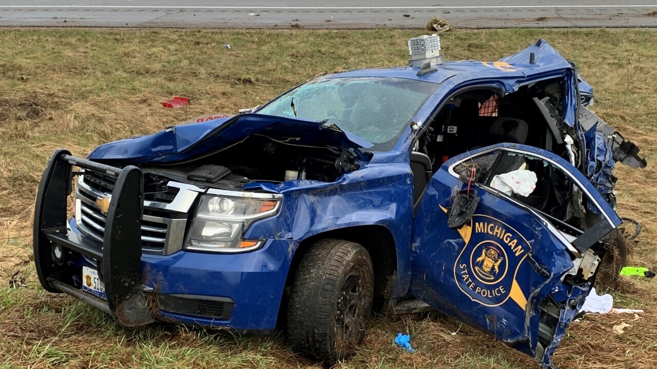 msp i94 semi crash 2.jpg