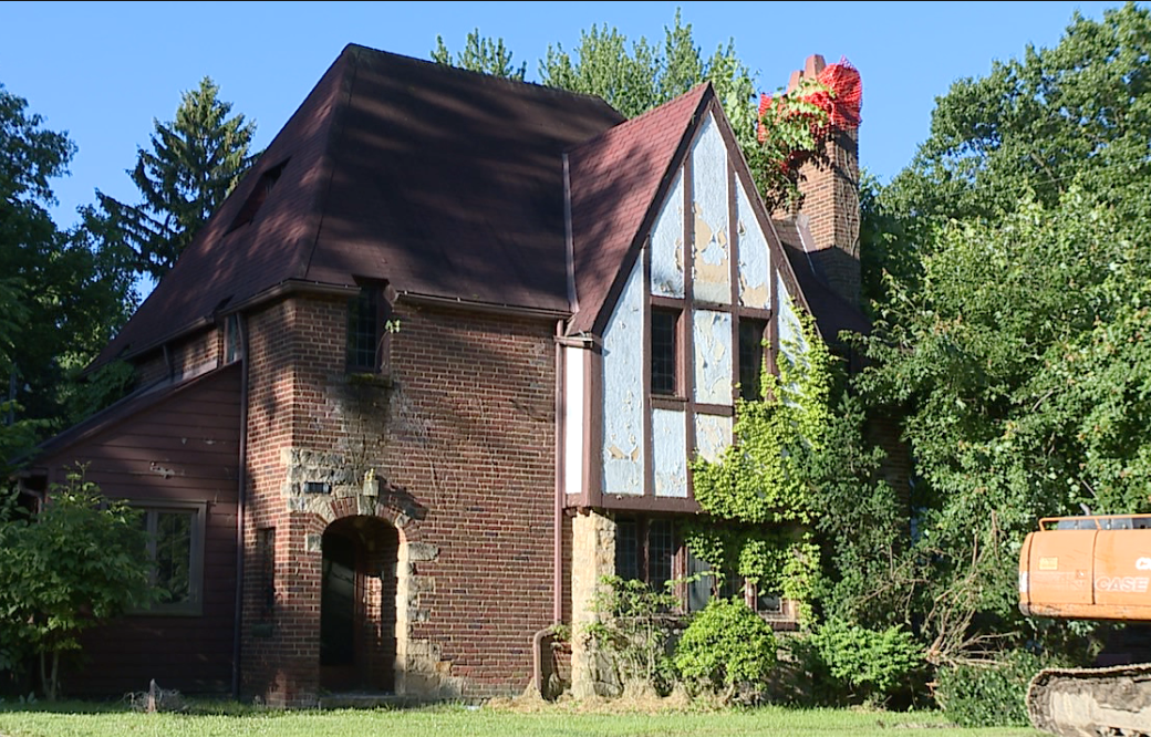 Some East CLE leaders question demolition of Mayor's home