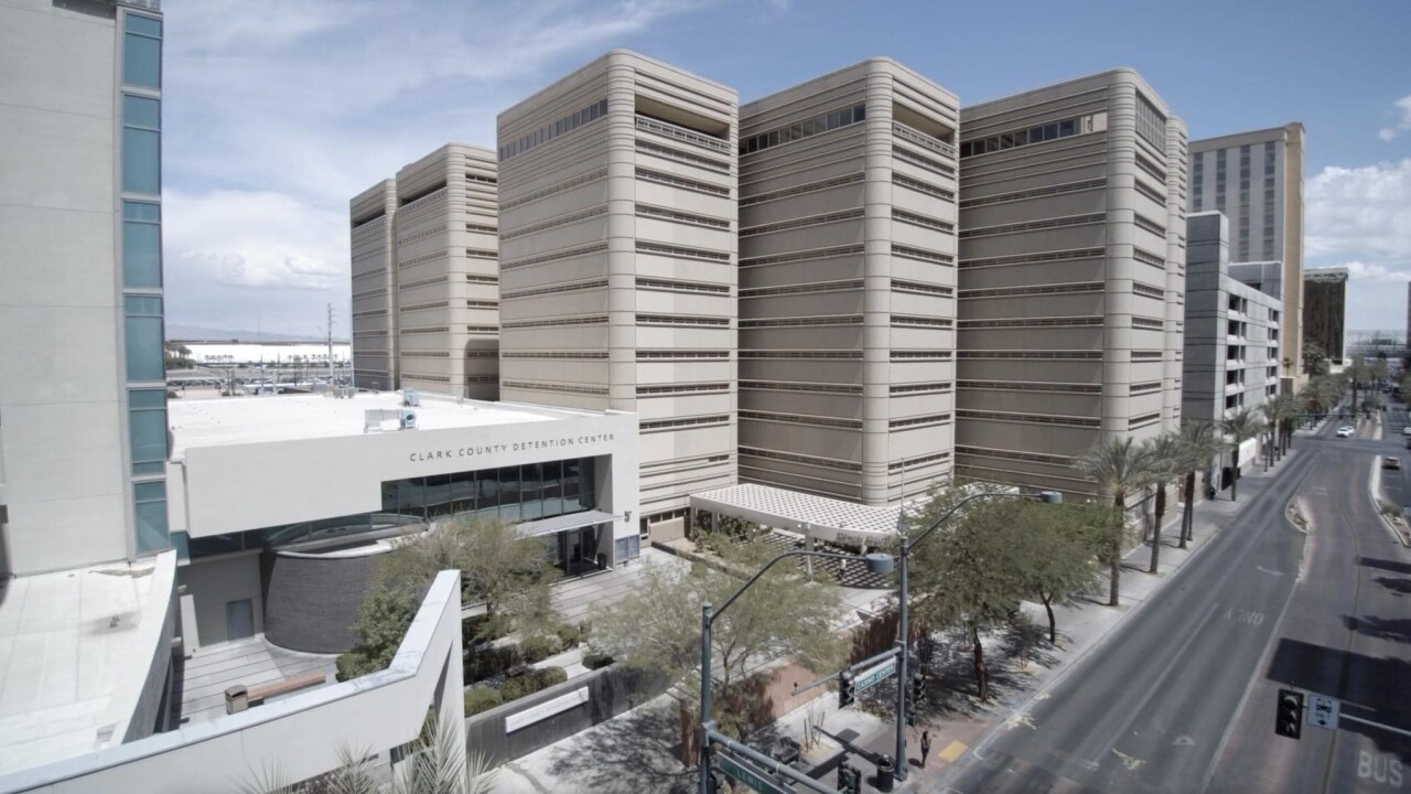 Las Vegas police giving limited tour of Clark County Detention Center