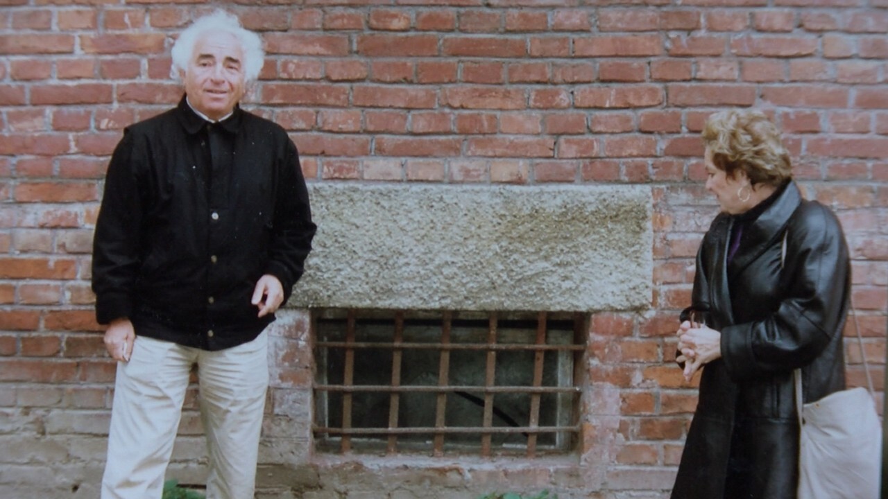 Estelle Nadel and her brother visit the jail