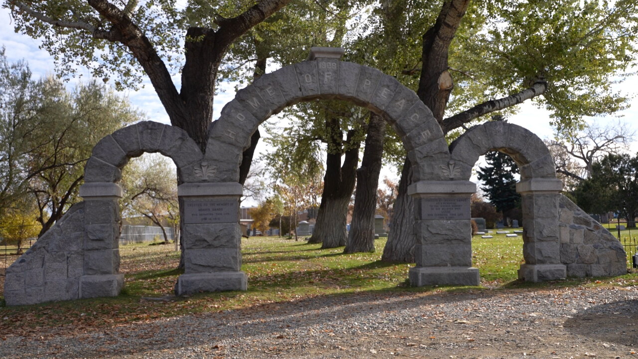 Helena Cemetery gates gone