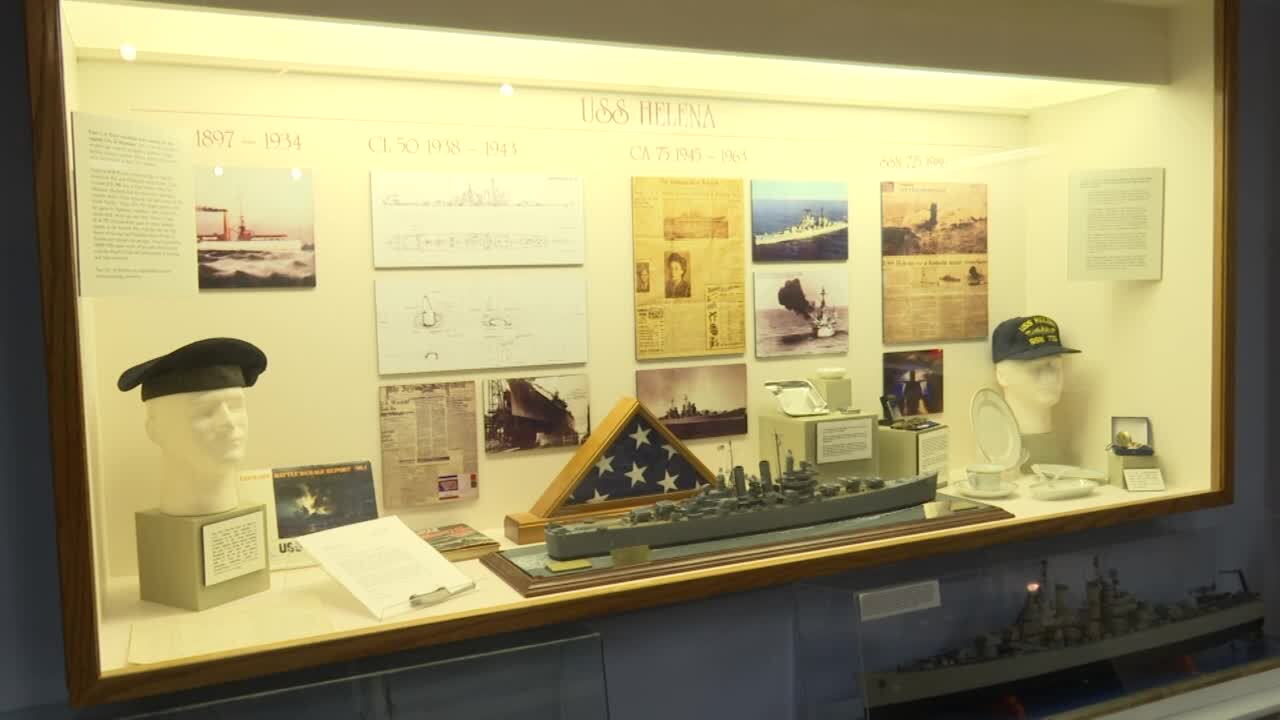 Navy Montana
