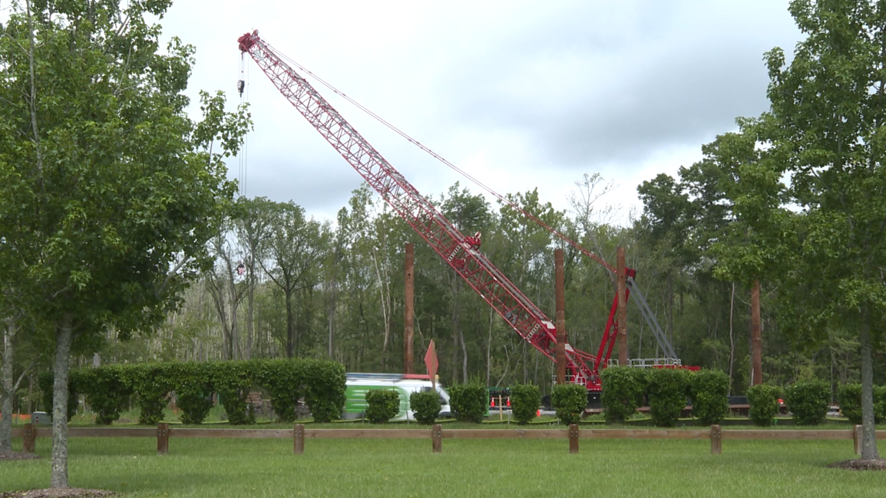 ELBOWROADCONSTRUCTION.png