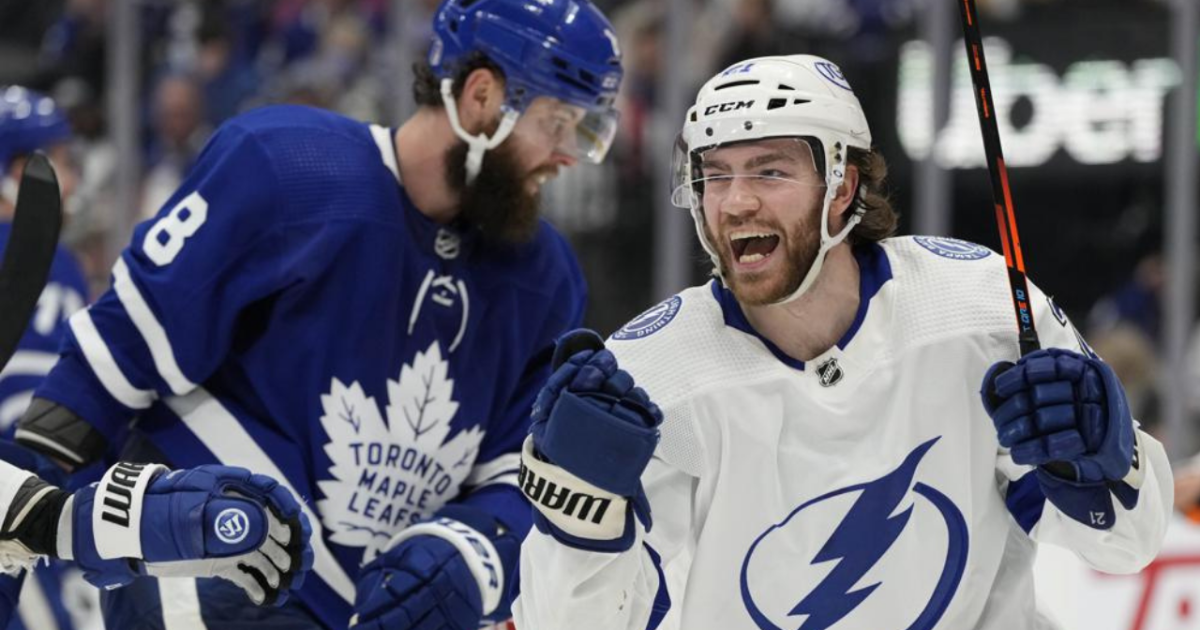 Lightning return home for Game 3 with series tied